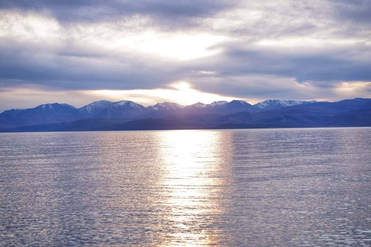 One of the best places to see when driving across northern Mongolia is Lake Khuvsgul