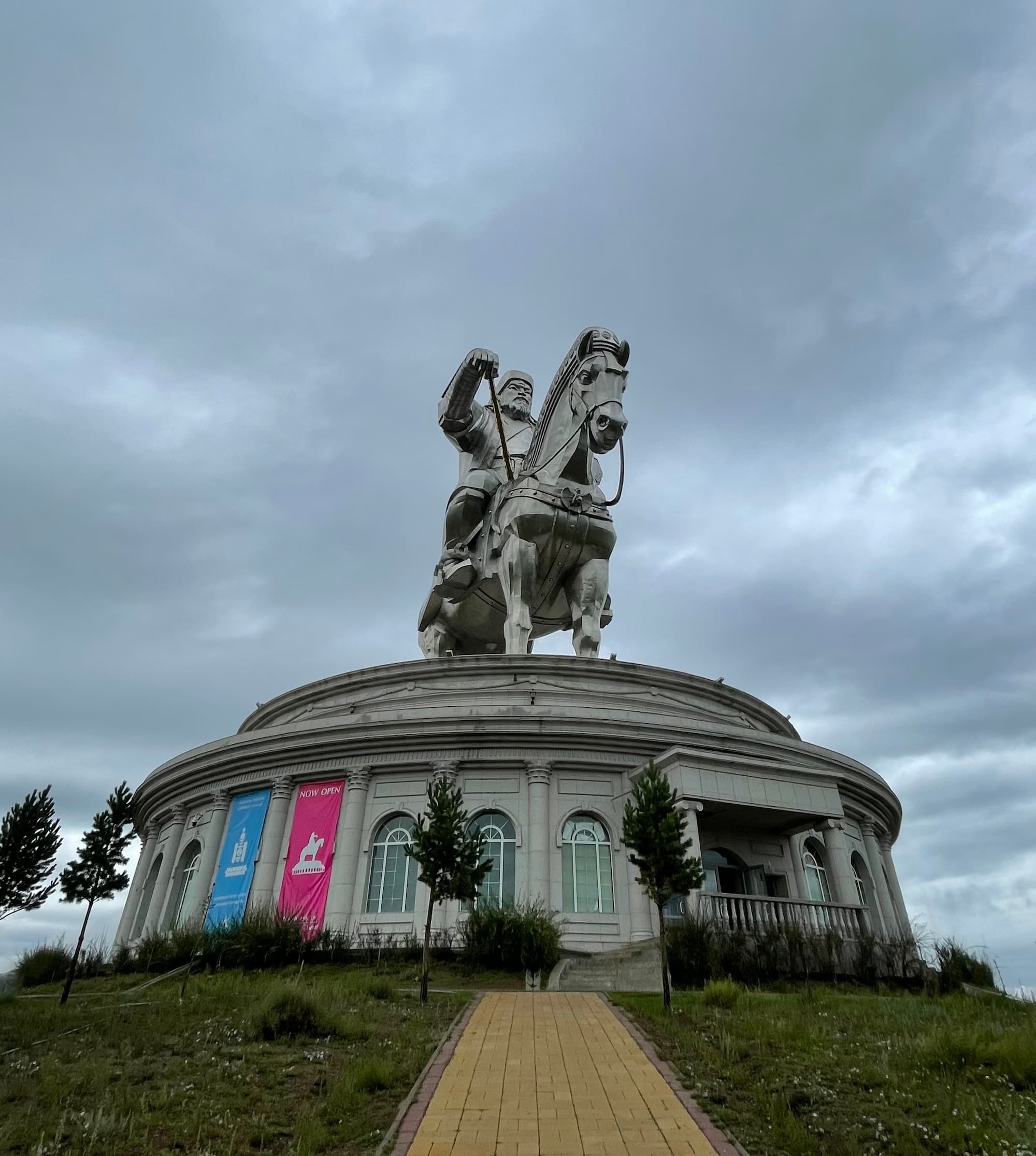 Chinggis Statue