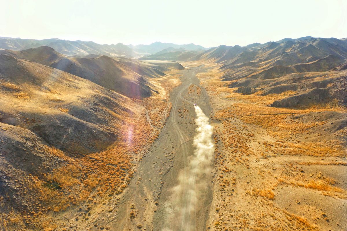 Things to do in Mongolia: Enjoying the fun of driving on river beds