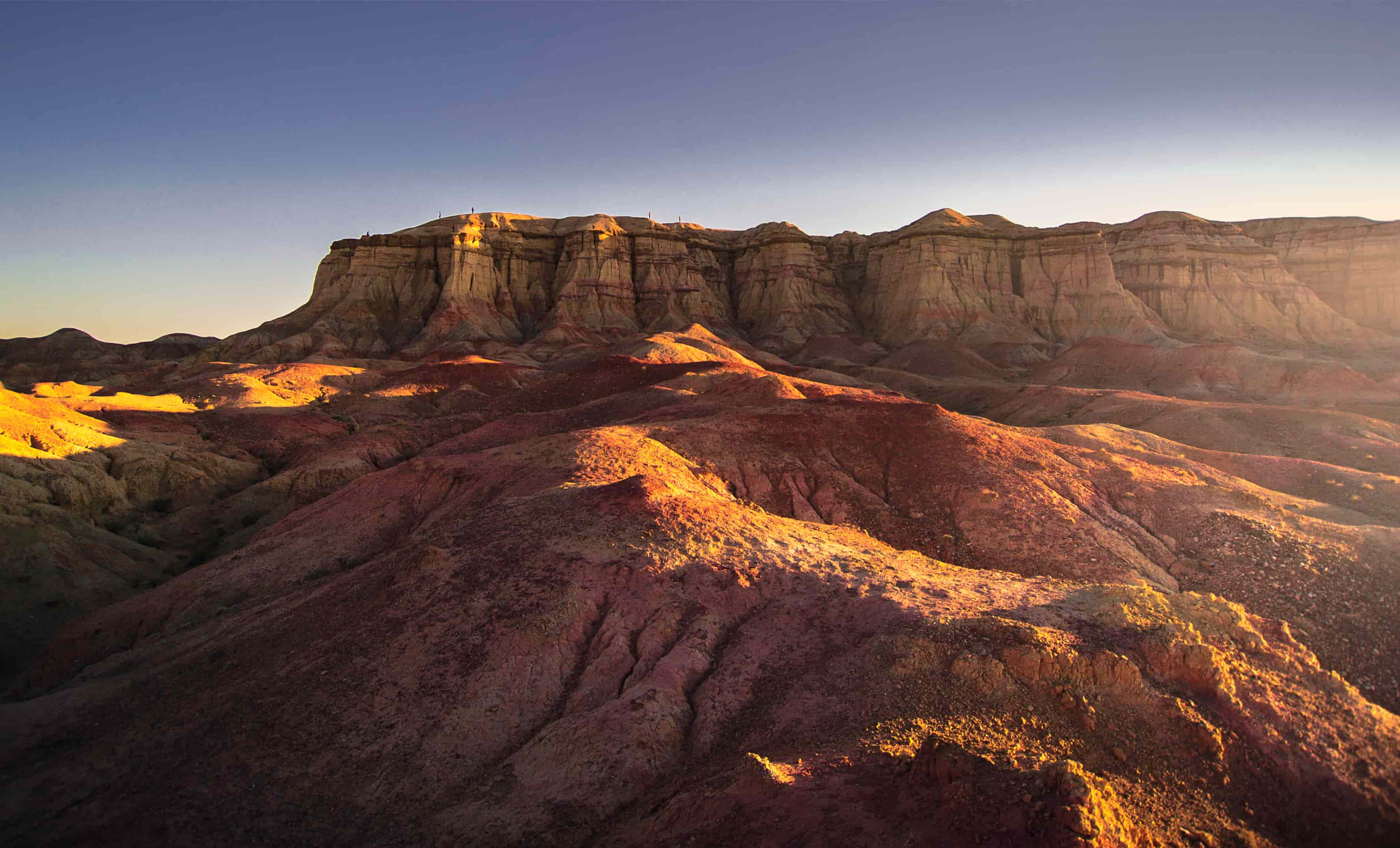 Cultural significance of Tsagaan Suvarga in the Gobi Desert