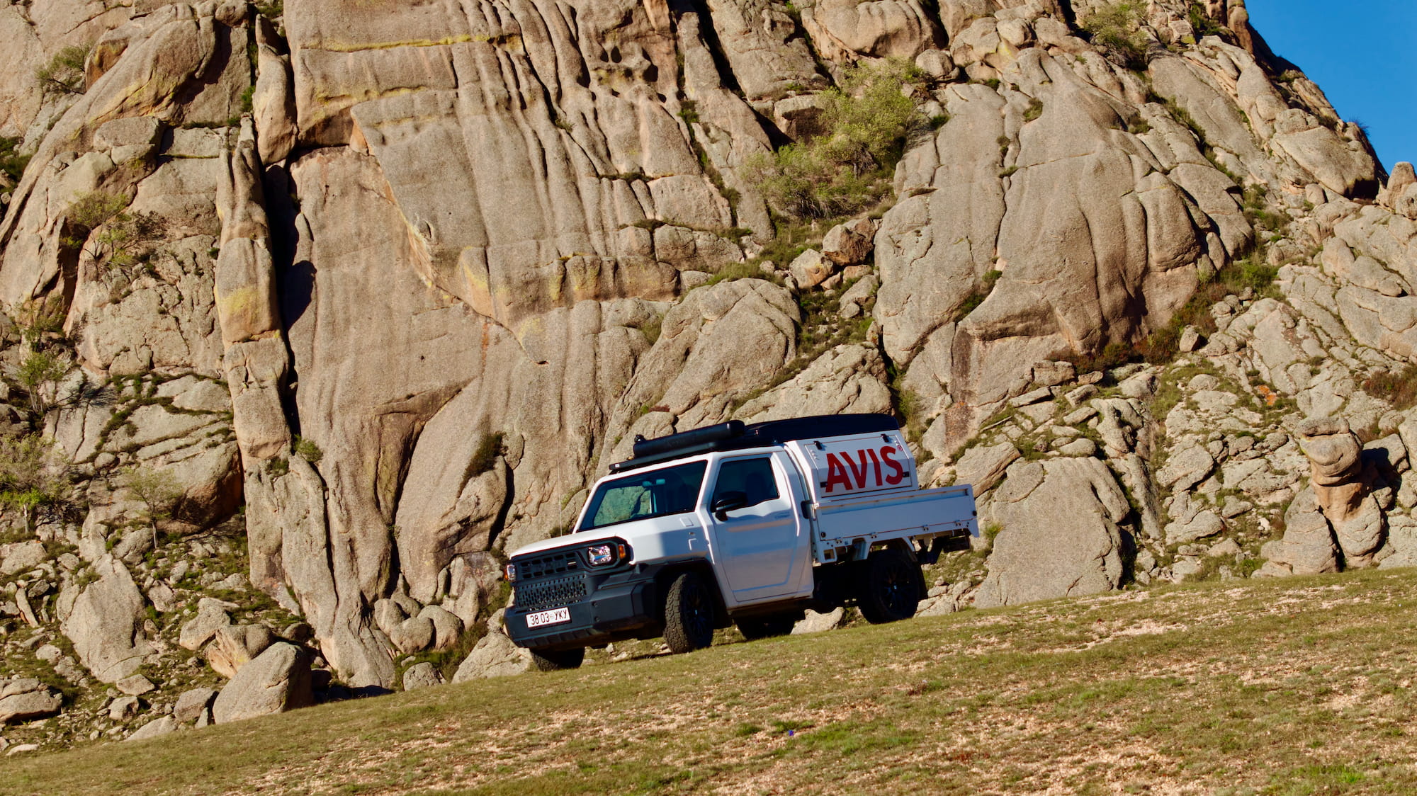 Toyota Hilux Champ Camper TJI Conversion