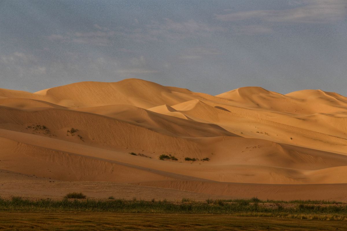 Kongro Sand Dunes - The highest sand dunes in Gobi and a must see on tours to southern Mongolia.